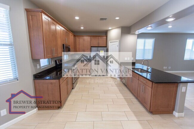 Building Photo - 4118 E Hoot Owl Trail