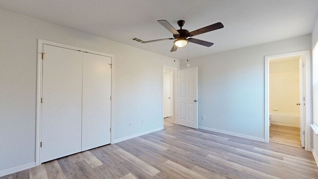 Building Photo - FREE DECEMBER RENT!!!