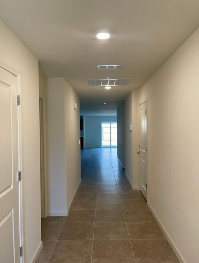 Primary Photo - Spacious 4-Bedroom Home in Desirable North...
