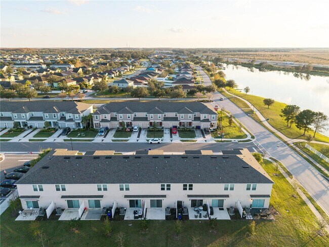 Building Photo - 5060 Spangle Dr