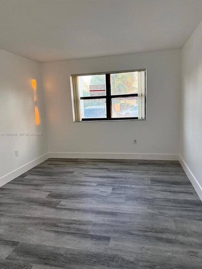 Building Photo - 15610 SW 80th St