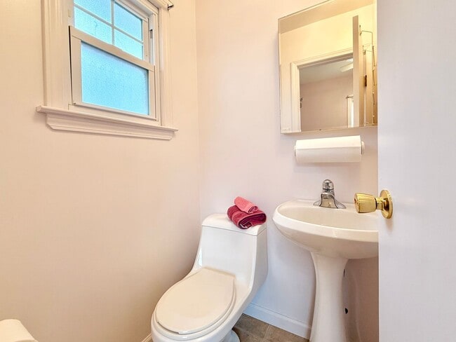 Building Photo - Welcome Home!