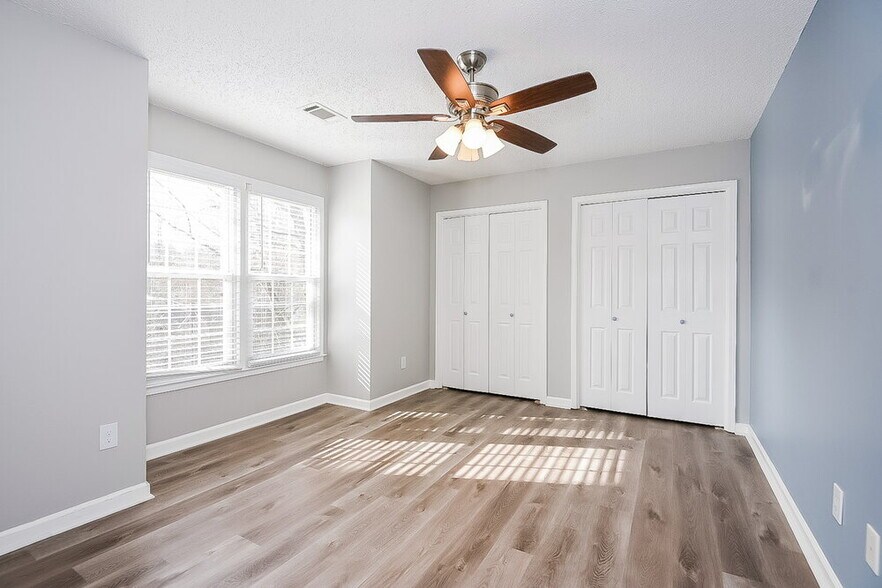 Building Photo - 28 Peggy Ct NW