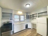 Building Photo - 43 Ashland St