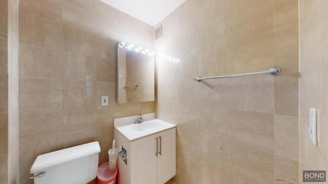 Building Photo - 1 bedroom in NEW YORK NY 10024