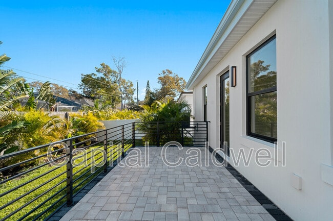 Building Photo - 2355 Bahia Vista St