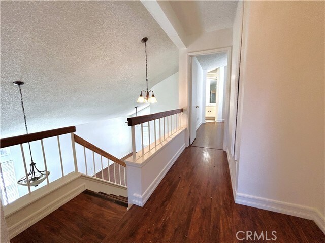 Building Photo - 3214 Canary Ct