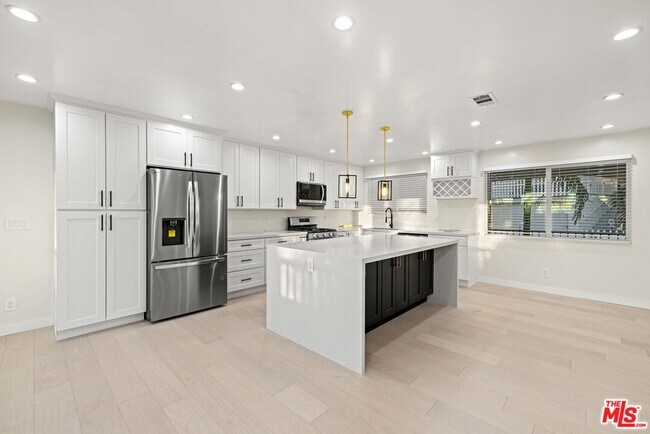 Building Photo - 10941 Cardamine Pl