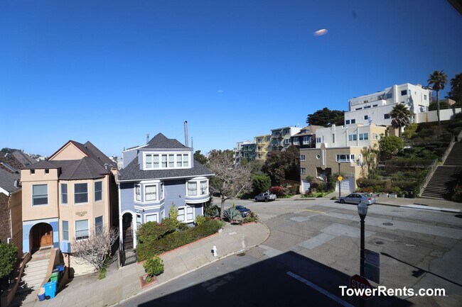 Building Photo - 760-762 Noe St