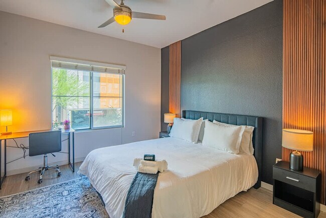 Building Photo - 914 N 3rd St