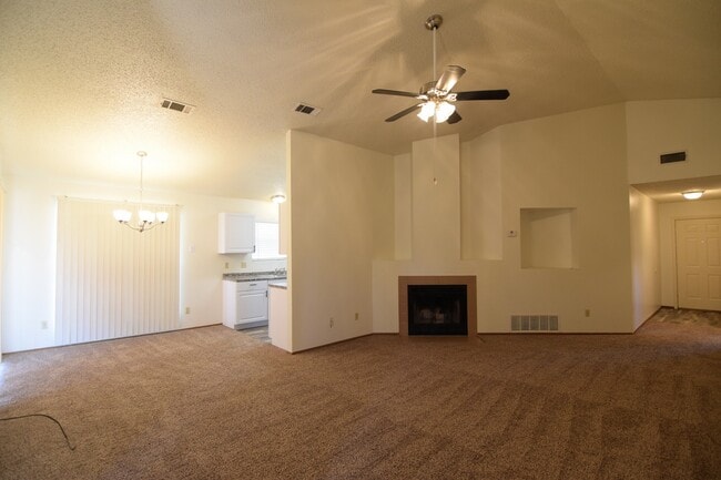 Building Photo - 3702 Valley Forge Dr