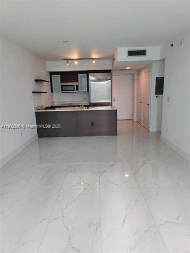 Building Photo - 55 SE 6th St