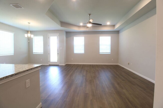 Building Photo - 3713 Tripps Pl