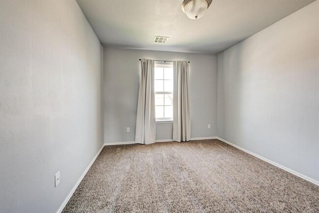 Building Photo - 11800 NW 136th Terrace