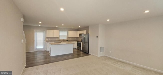 Building Photo - 131 Birmingham Dr