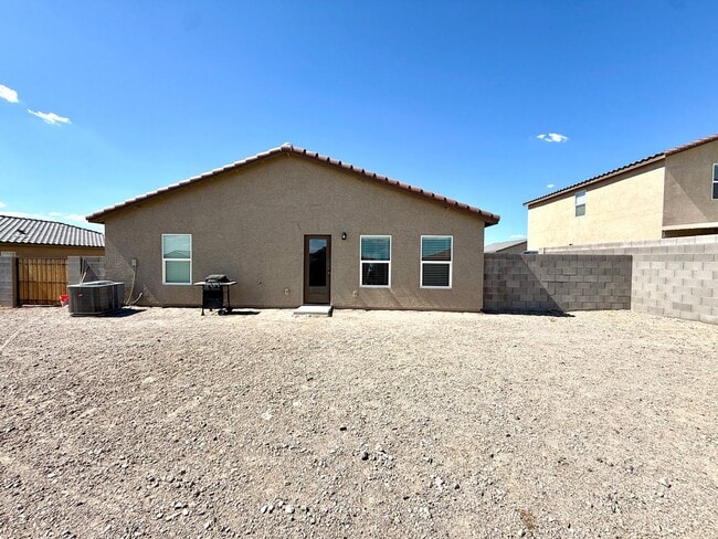 Building Photo - Move in Special- Half off First Month's Rent! Beautifully Updated 4 Bedroom Home in Valley Spring...