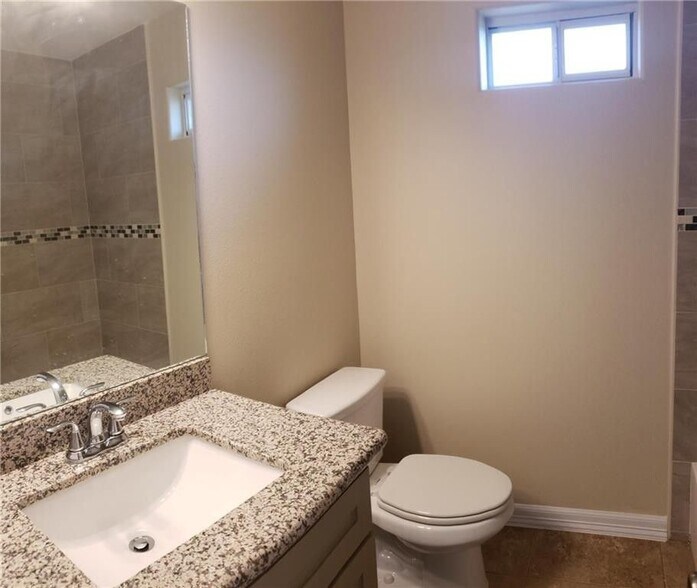 Building Photo - 507 Paul Dr