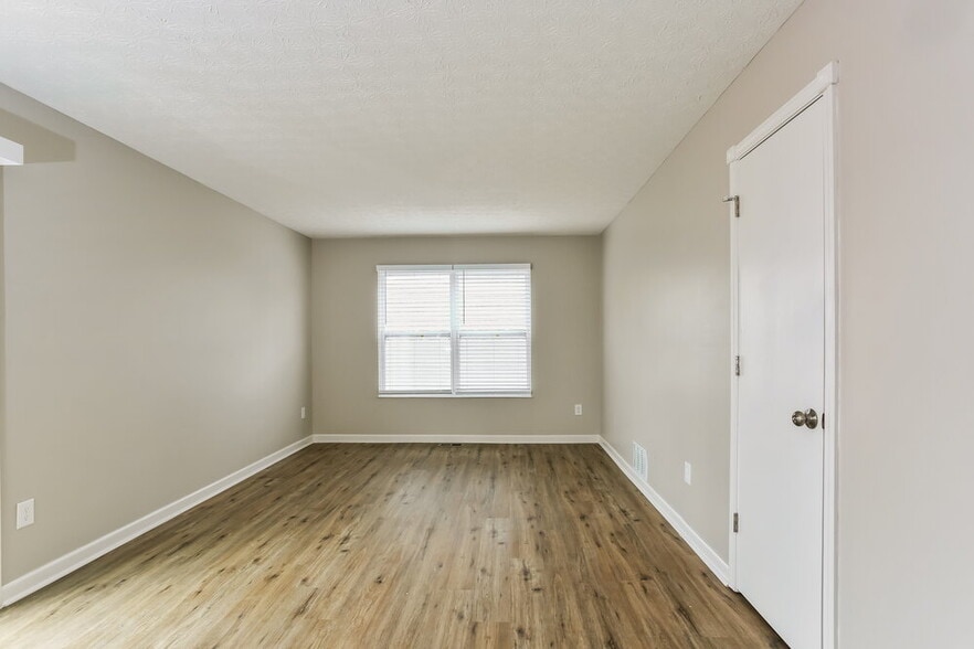 Building Photo - 2656 Willowgate Rd