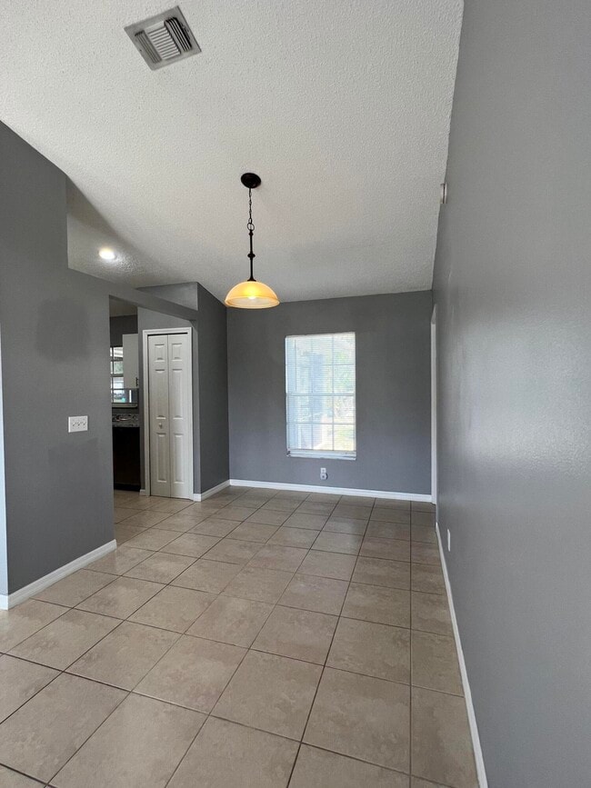 Building Photo - 1841 SW Angelico Ln