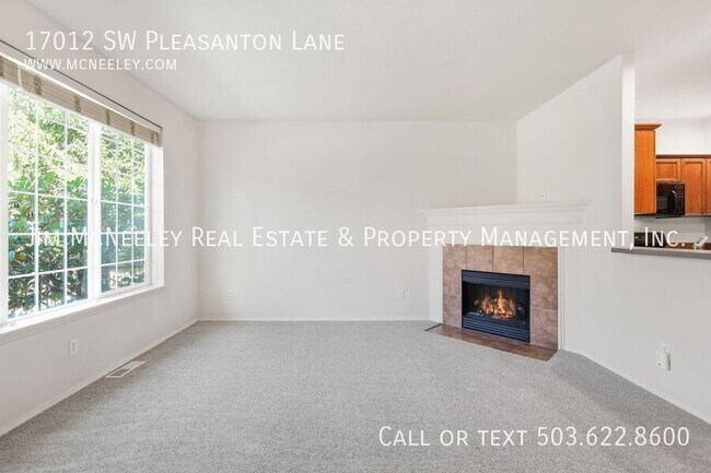 Building Photo - 17012 SW Pleasanton Ln