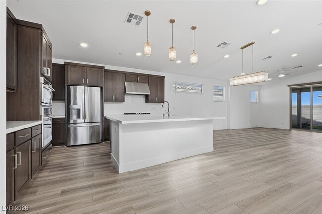 Building Photo - 9958 Valley St