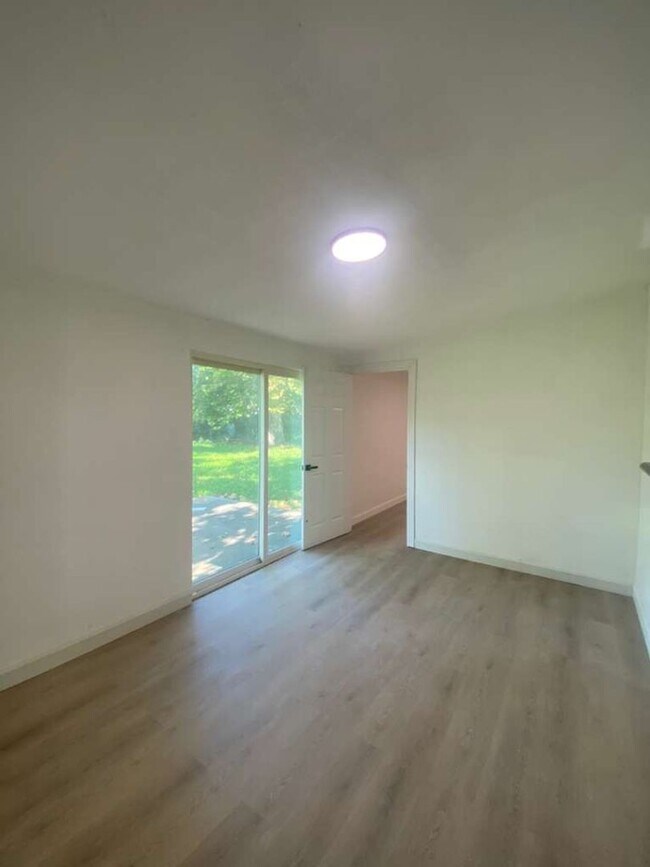 Building Photo - BEAUTIFUL HOME IN HOUSTON. MOVE IN READY!.