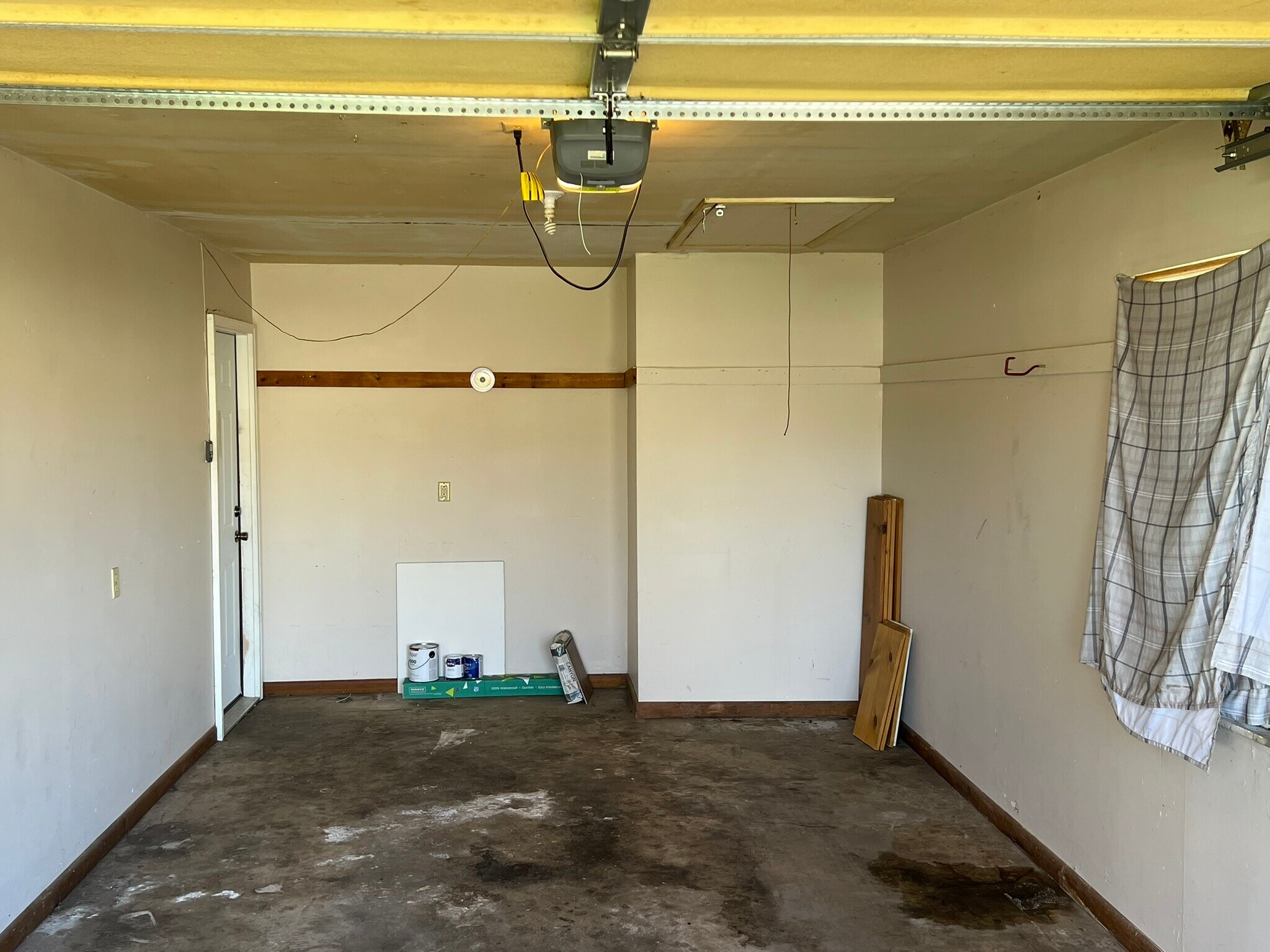 Building Photo - 157 Hickory Ln