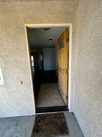 Building Photo - 9744 Sierra Madre Rd