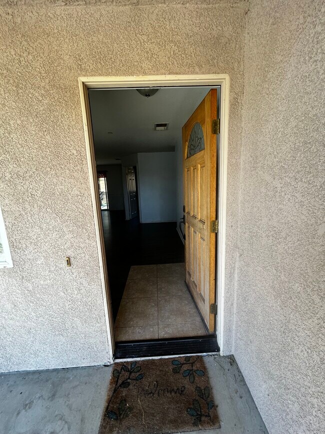 Primary Photo - 9744 Sierra Madre Rd
