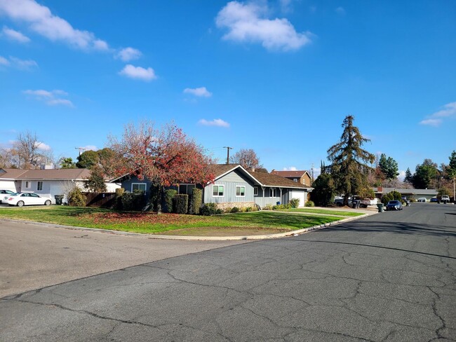 Primary Photo - Well maintained home for rent in Visalia