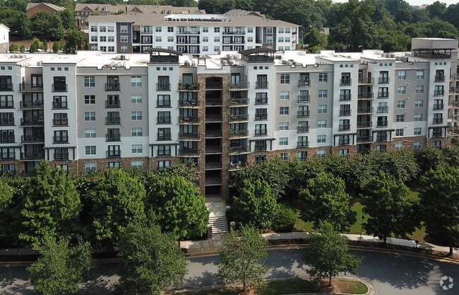 Building Photo - Camden Brookwood