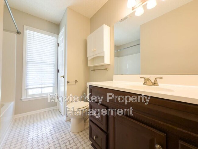 Building Photo - 4220 Old Brick Ct