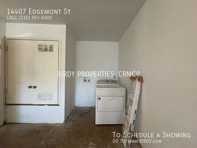 Building Photo - 14407 Edgemont St
