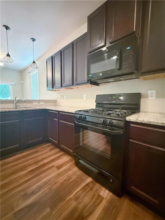Building Photo - 305 Woodson Way