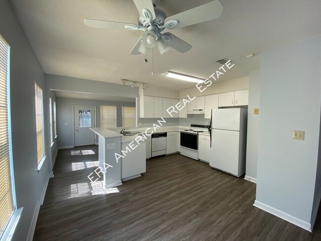 Building Photo - 169 Wright Cir