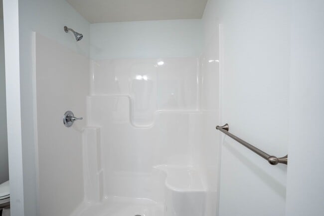 Building Photo - Brand new 3 bedroom home - Bolivar, MO