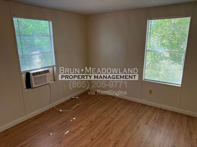 Building Photo - 424 Patterson Rd
