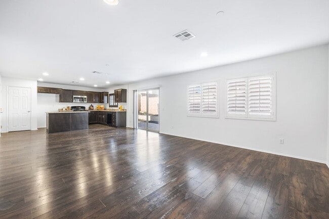 Building Photo - 7161 Bella Strada Dr