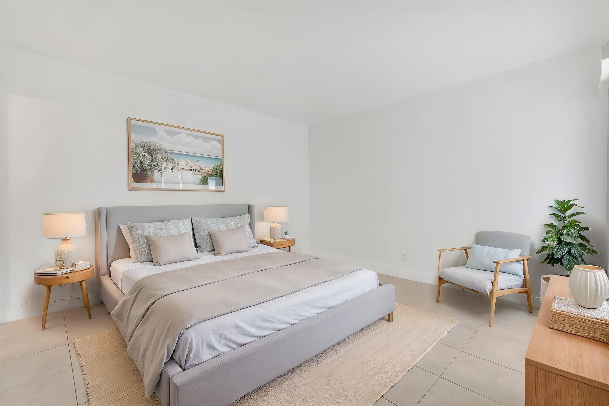 Building Photo - 3040 NE 16th Ave