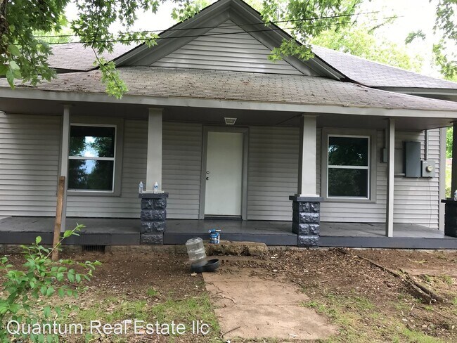 Primary Photo - 2 br, 1 bath House - 123 HILL STREET