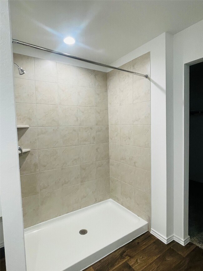 Building Photo - 5146 Bay Mdws Ln