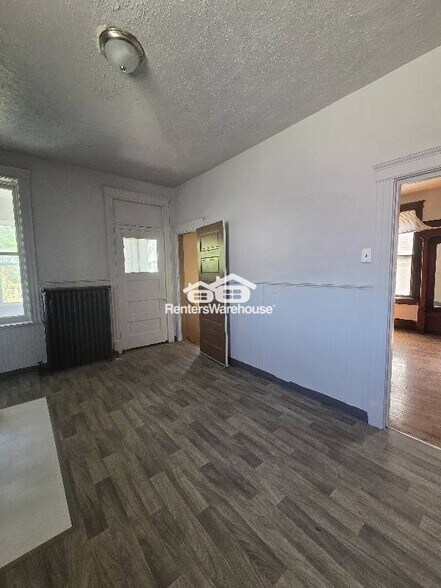 Building Photo - 3914 Michigan Ave