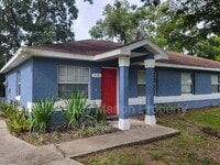 Building Photo - 710 NE 26th St
