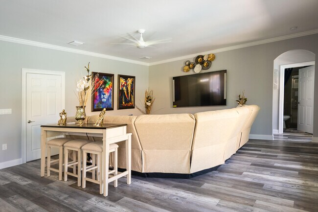 Building Photo - 5569 SE Hammock Reserve Terrace