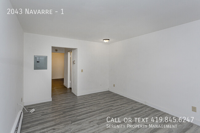 Building Photo - $100 OFF MOVE IN SPECIAL IF YOU'RE APPROVE...