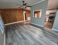 Building Photo - 569 Nicklaus Cir