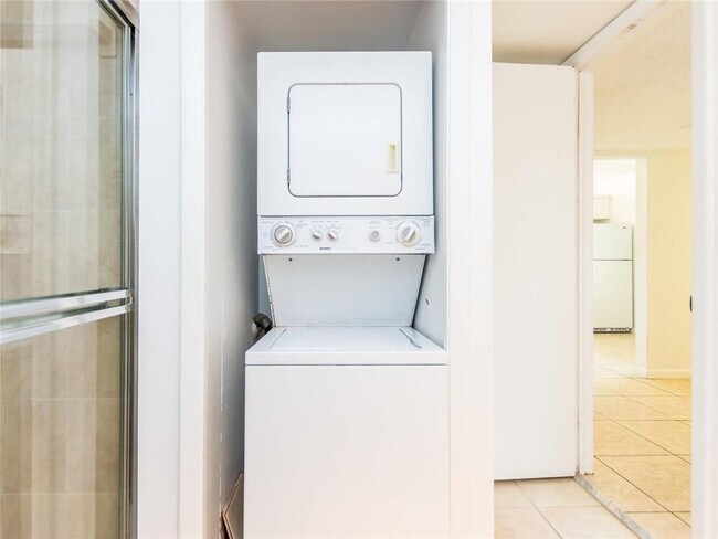 Building Photo - 16243 Saddle Club Rd