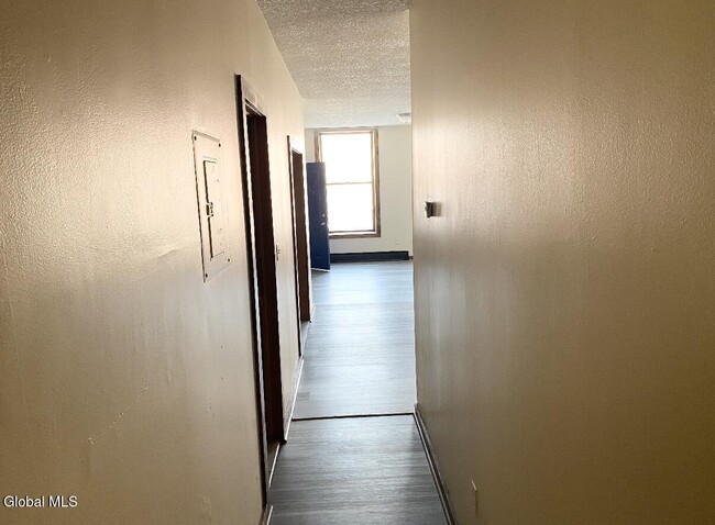 Building Photo - 151 S Pearl St