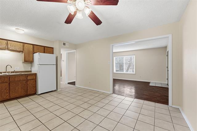 Building Photo - 410 W Franklin St