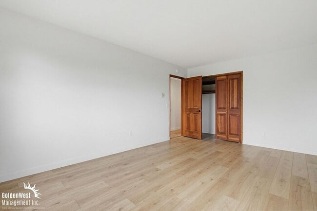 Building Photo - Spacious and Inviting 4Bdm 3Ba Home Nestled in the Scenic Hills of Fallbrook!